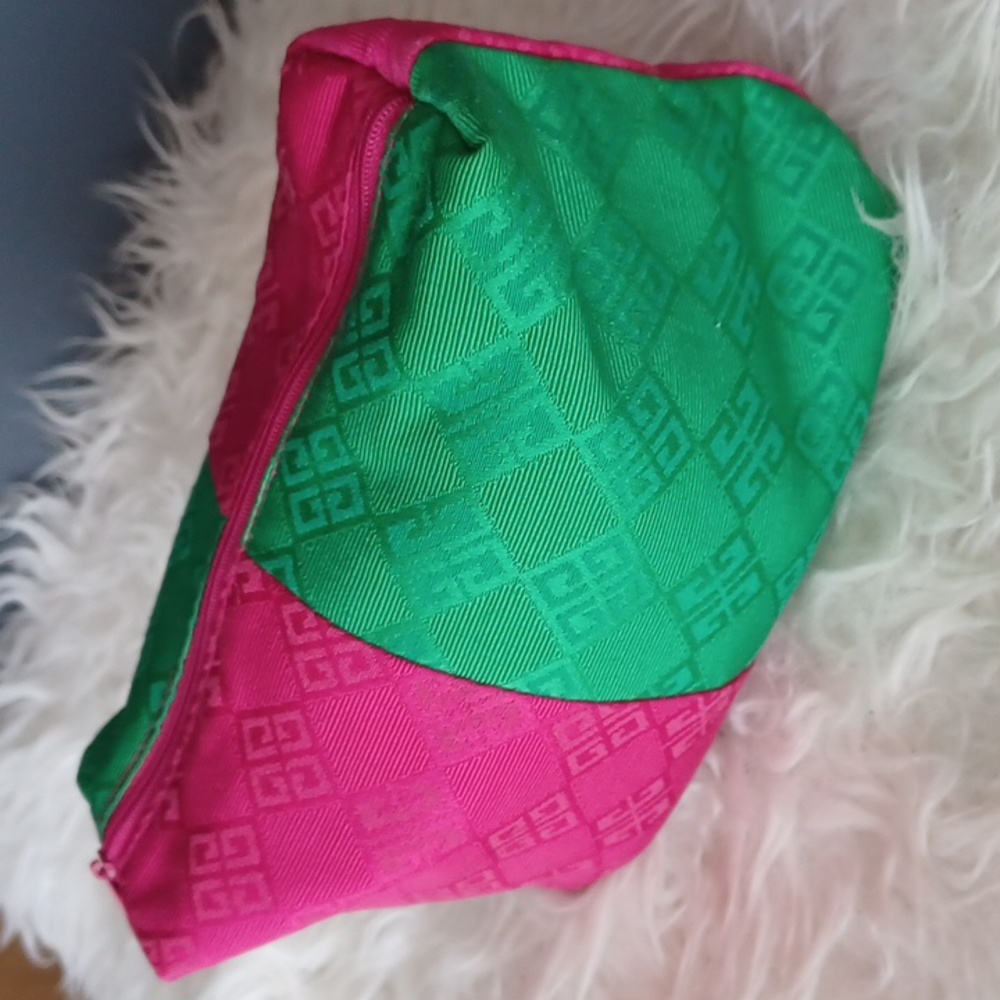 Givenchy vintage  cosmetic bag